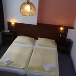 Bed & Breakfast Branicka